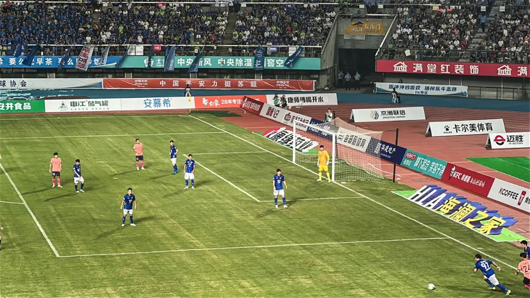 jiangsu-provincial-urban-football-league-thenow-powers-the-green-pitch-as-yangzhou-wuxi-super-clash-ignites-summer-night-passion5